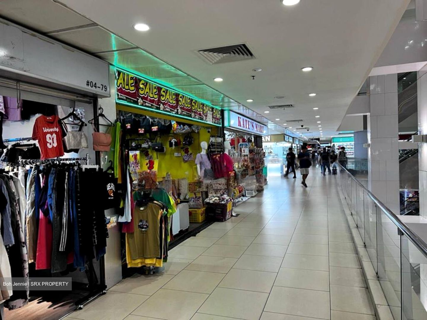Lucky Plaza (D9), Shop House #477638671
